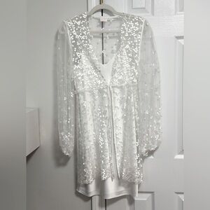 Le Rose Camile Spot Lace Robe includes Slip